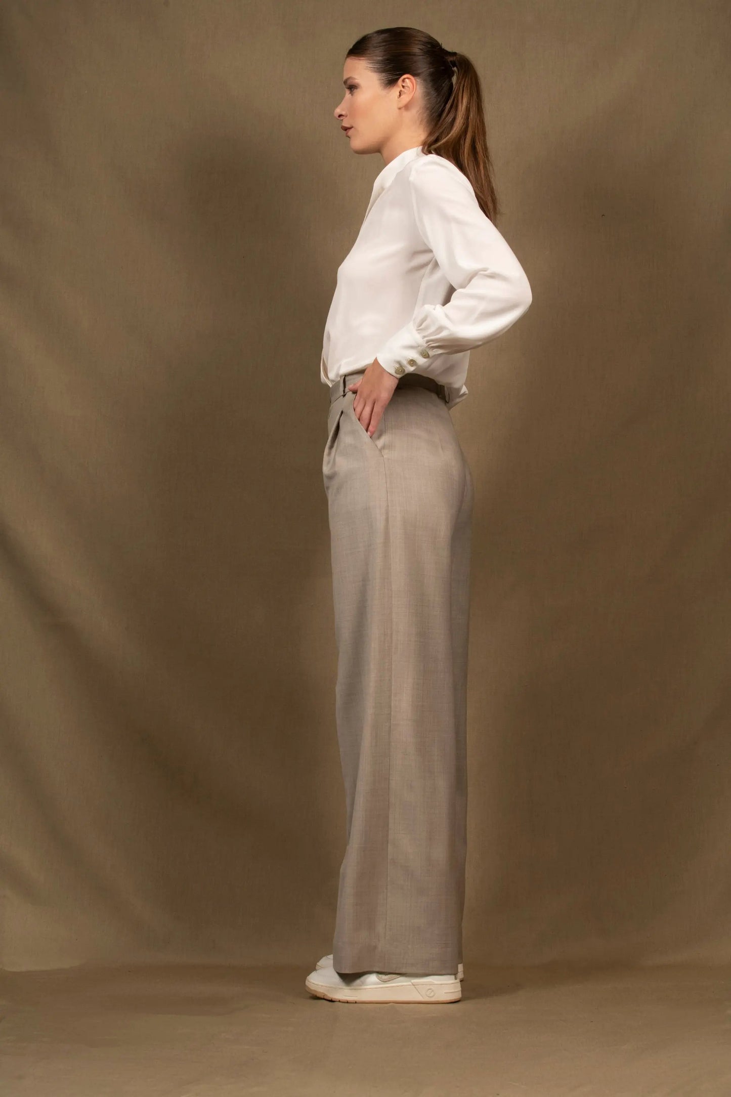 Pantalon Tailleur Femme Large Gris Clair en Laine – Illusion