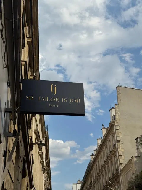 Le secret caché derrière le nom My Tailor is Joh.