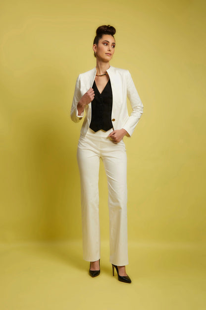 Le tailleur femme veste spencer pantalon droit blanc Sœur - My tailor is Joh