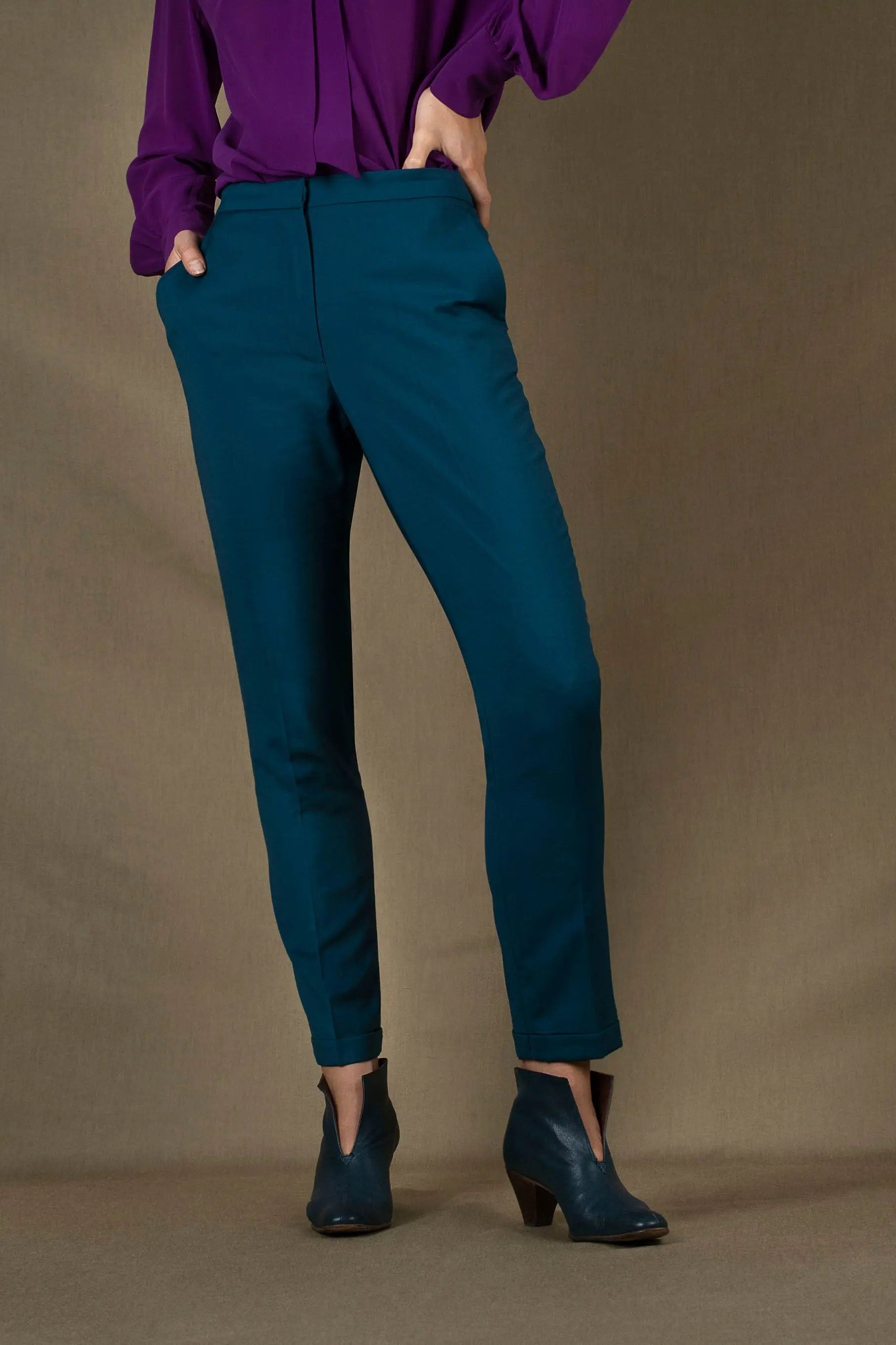 Pantalon Tailleur Femme Cigarette Laine Bleu canard - Conception - My tailor is Joh