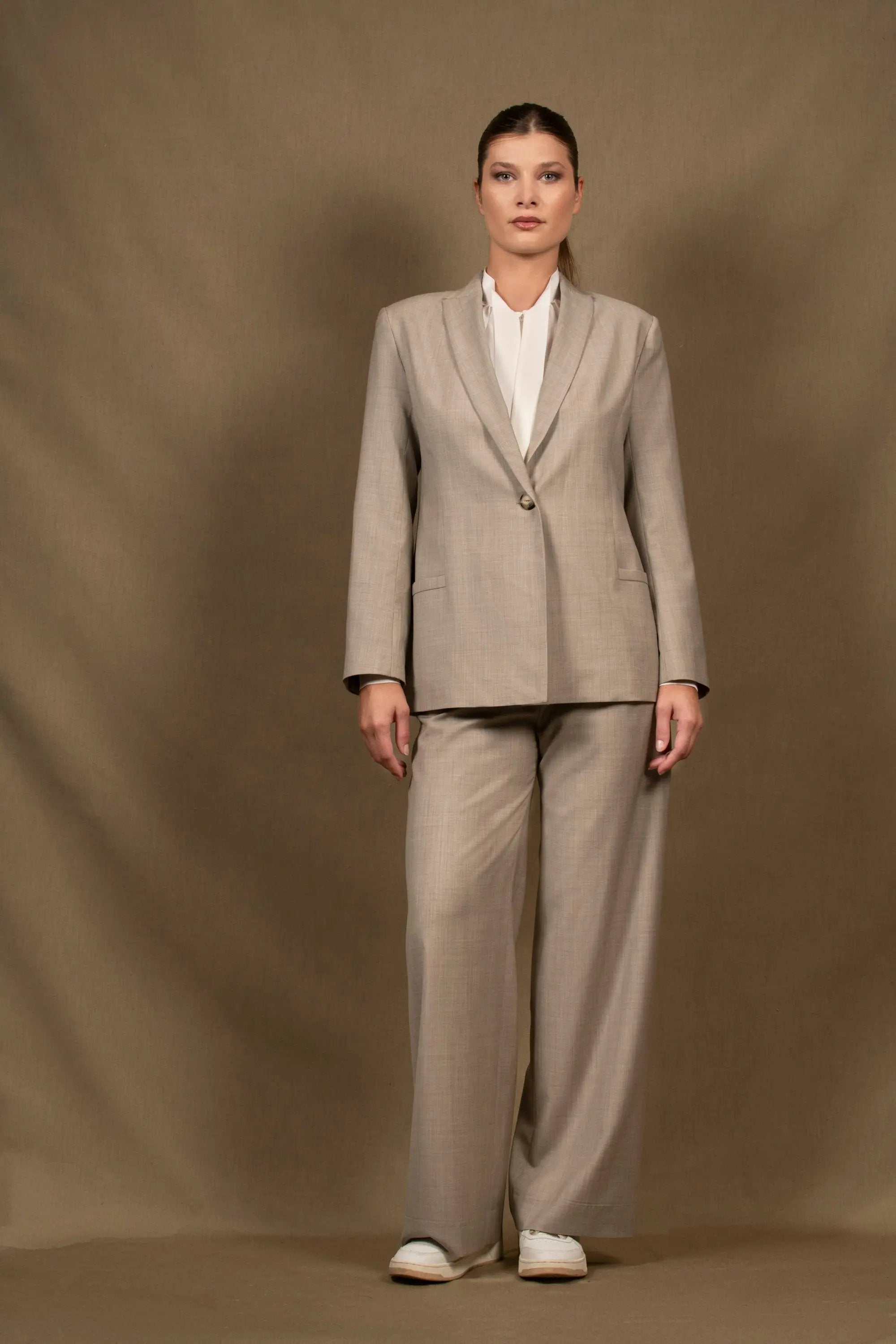 Tailleur Veste Pantalon Large Femme Laine Gris Clair  – Illusion My tailor is Joh