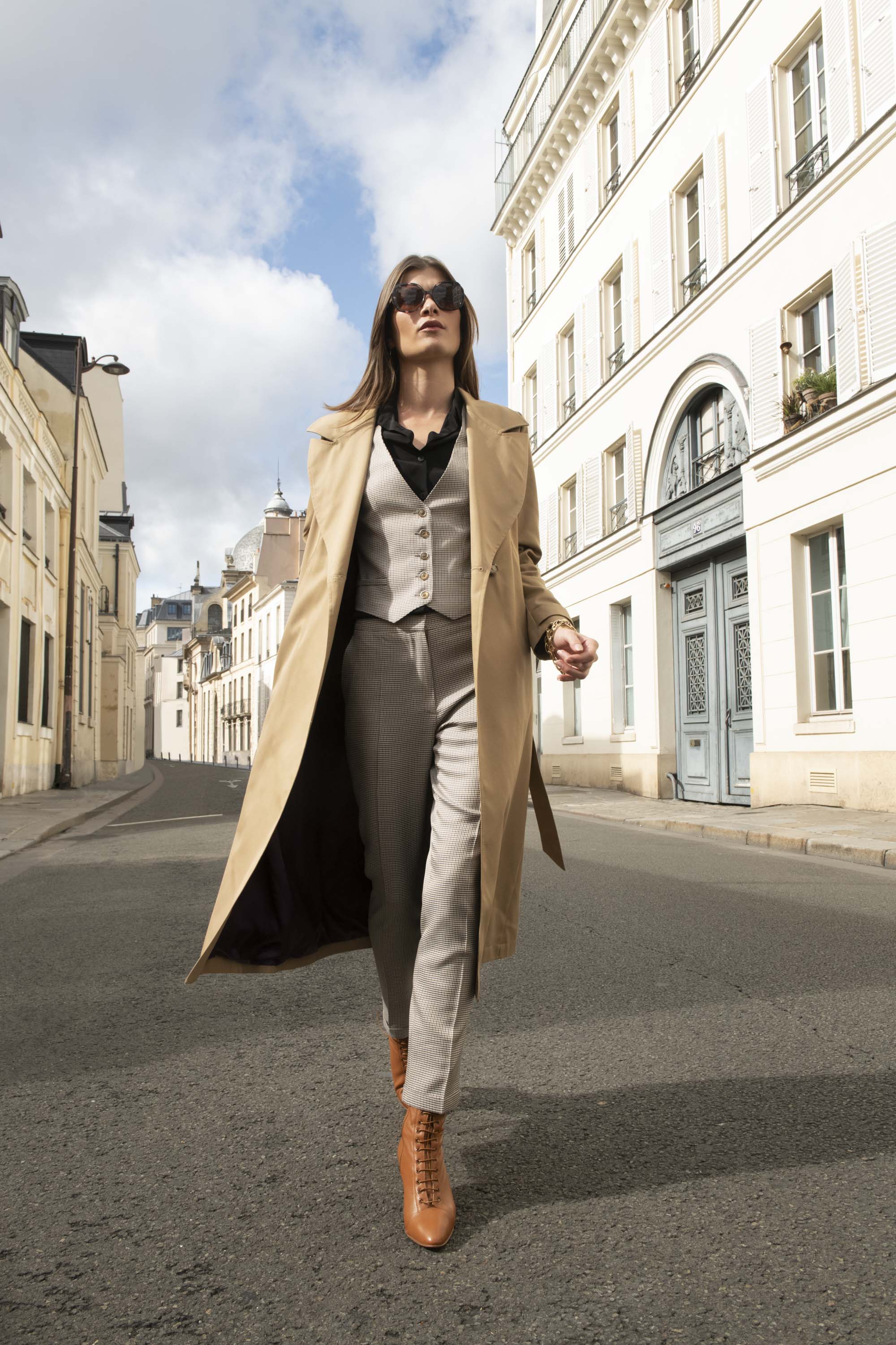 Trench Femme Long en Coton Imperméable – Tabac Palace My tailor is Joh
