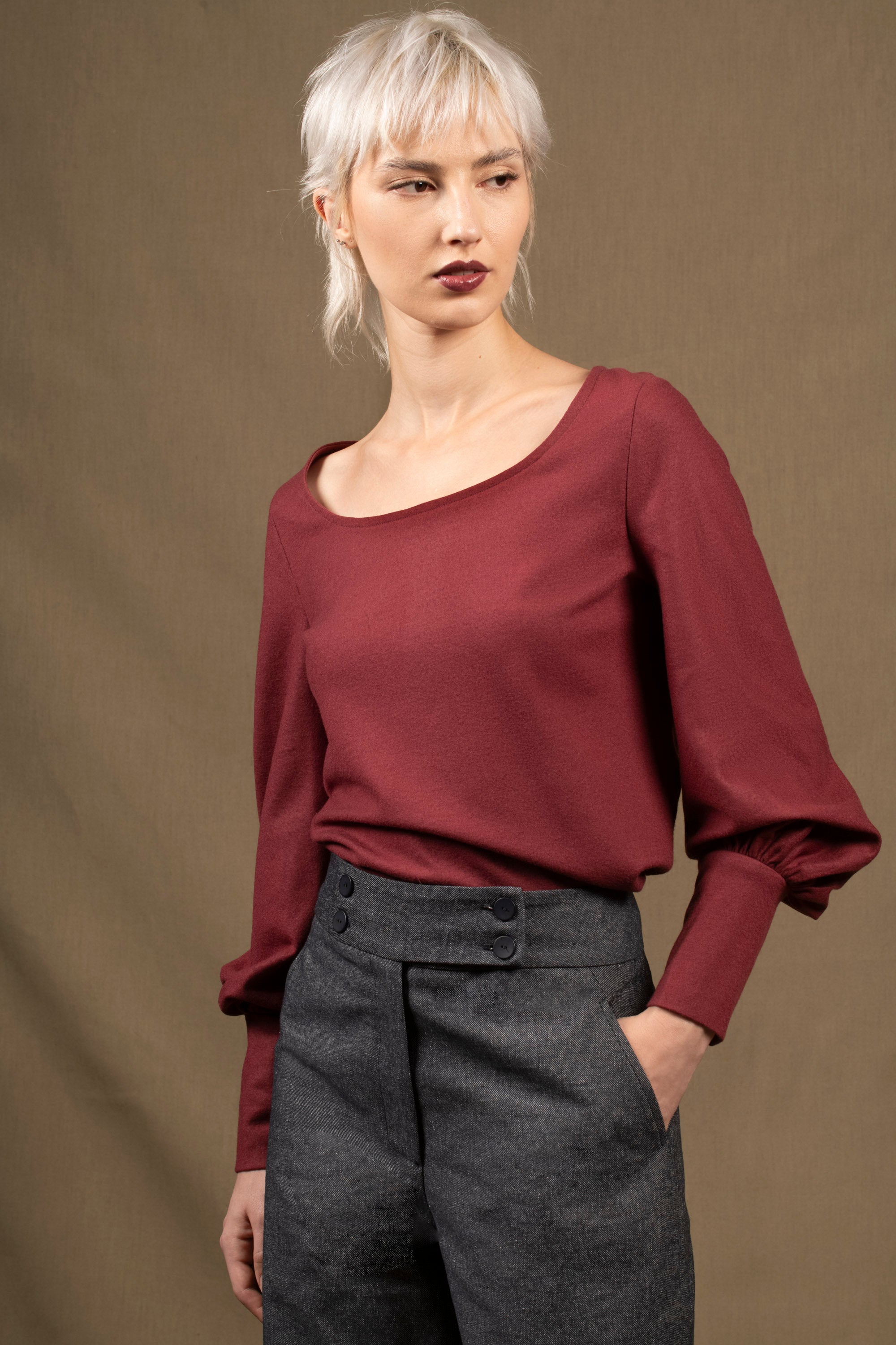 Pull Femme Bordeaux en Laine – Certitude My Tailor Is Joh 