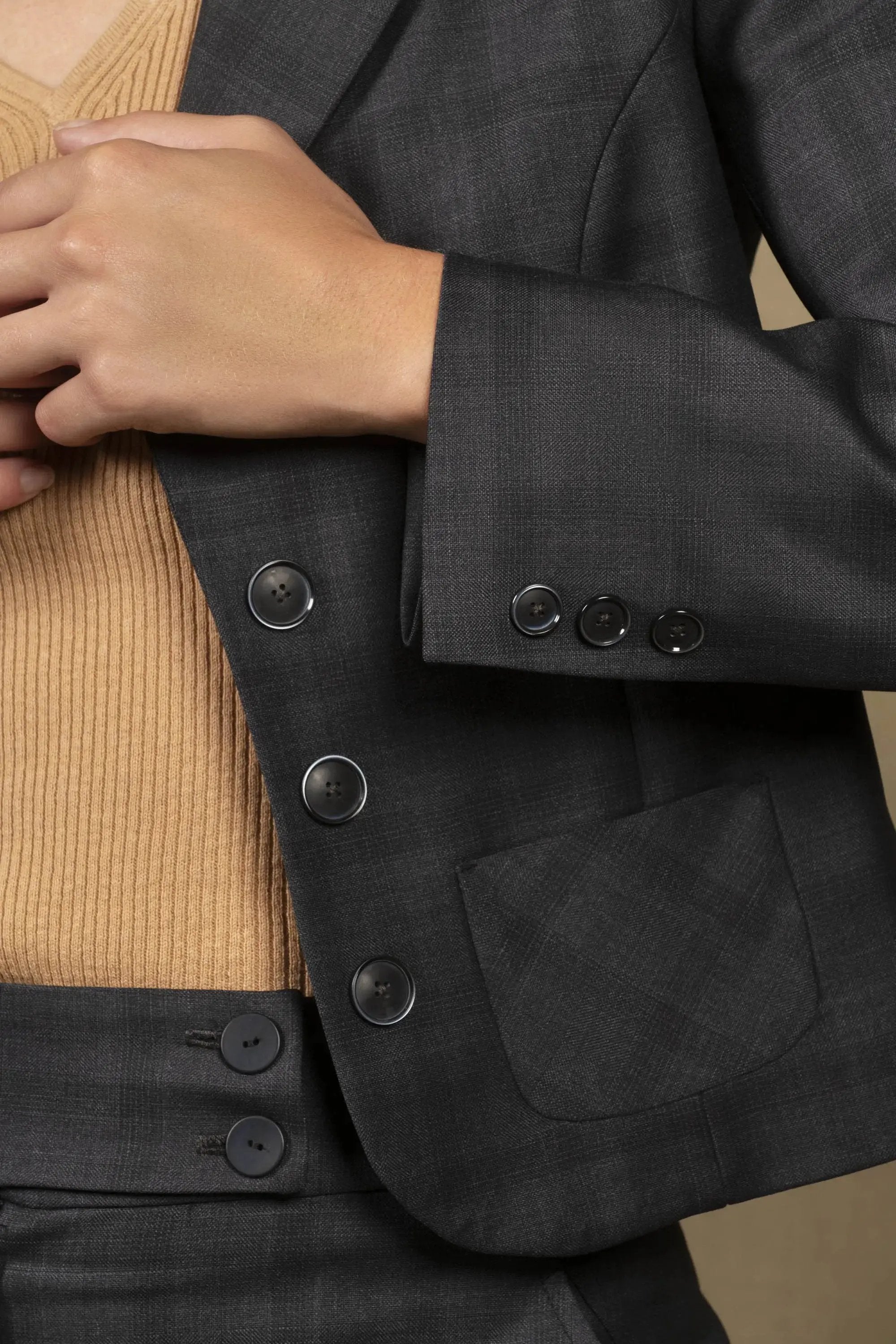 Tailleur Femme Veste Courte Pantalon Coupe Flair Laine Bleu Marine à Carreaux - Certitude My tailor is Joh