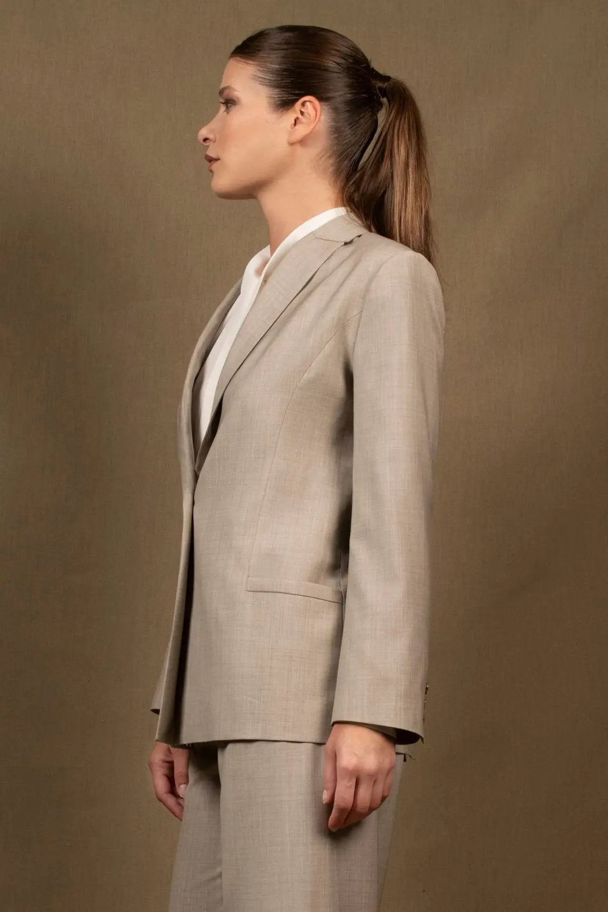 Veste tailleur femme e laine gris clair Illusion  côté