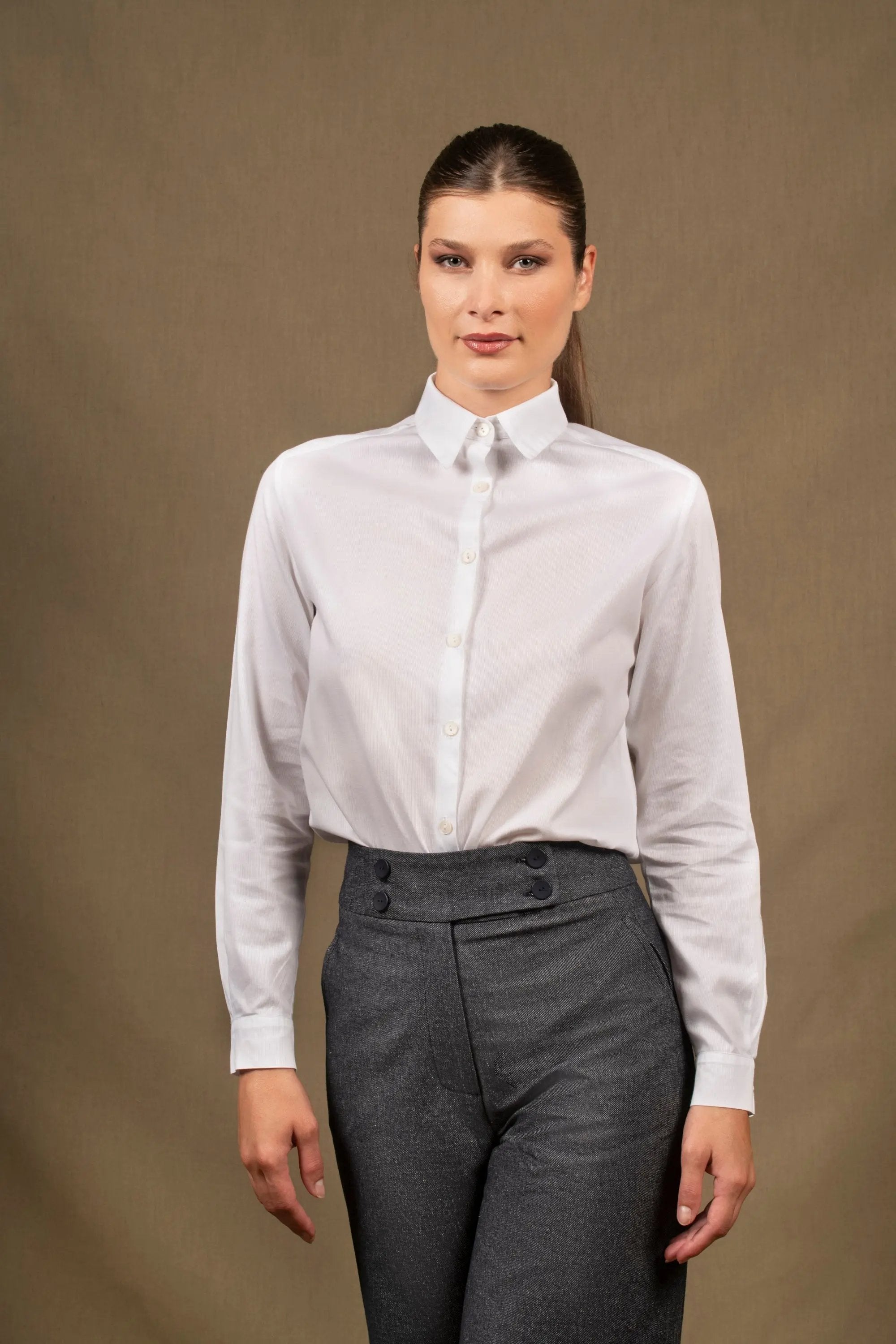 chemise femme en coton blanc col classique