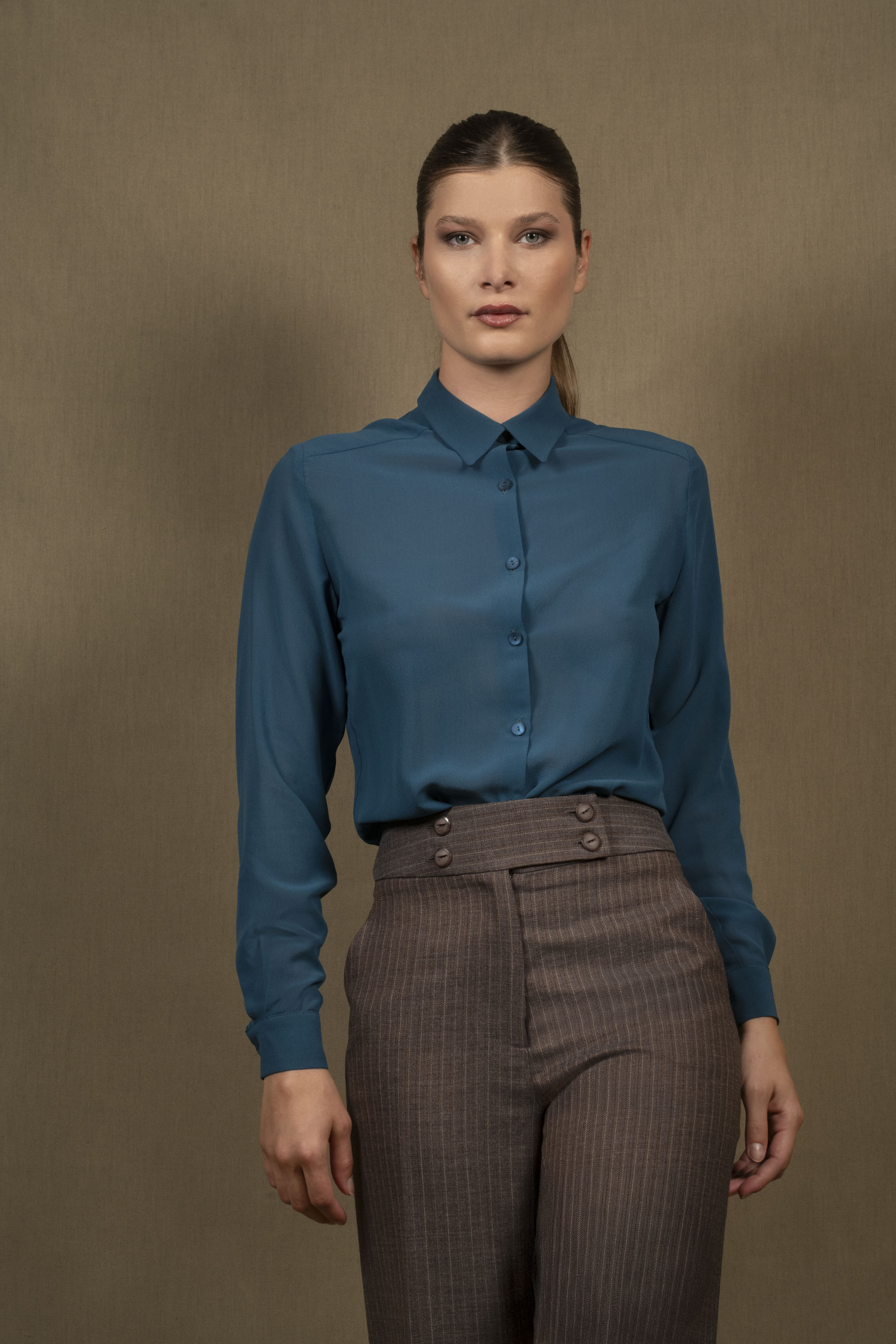 Chemise Femme Soie Bleu Pétrole - Conception