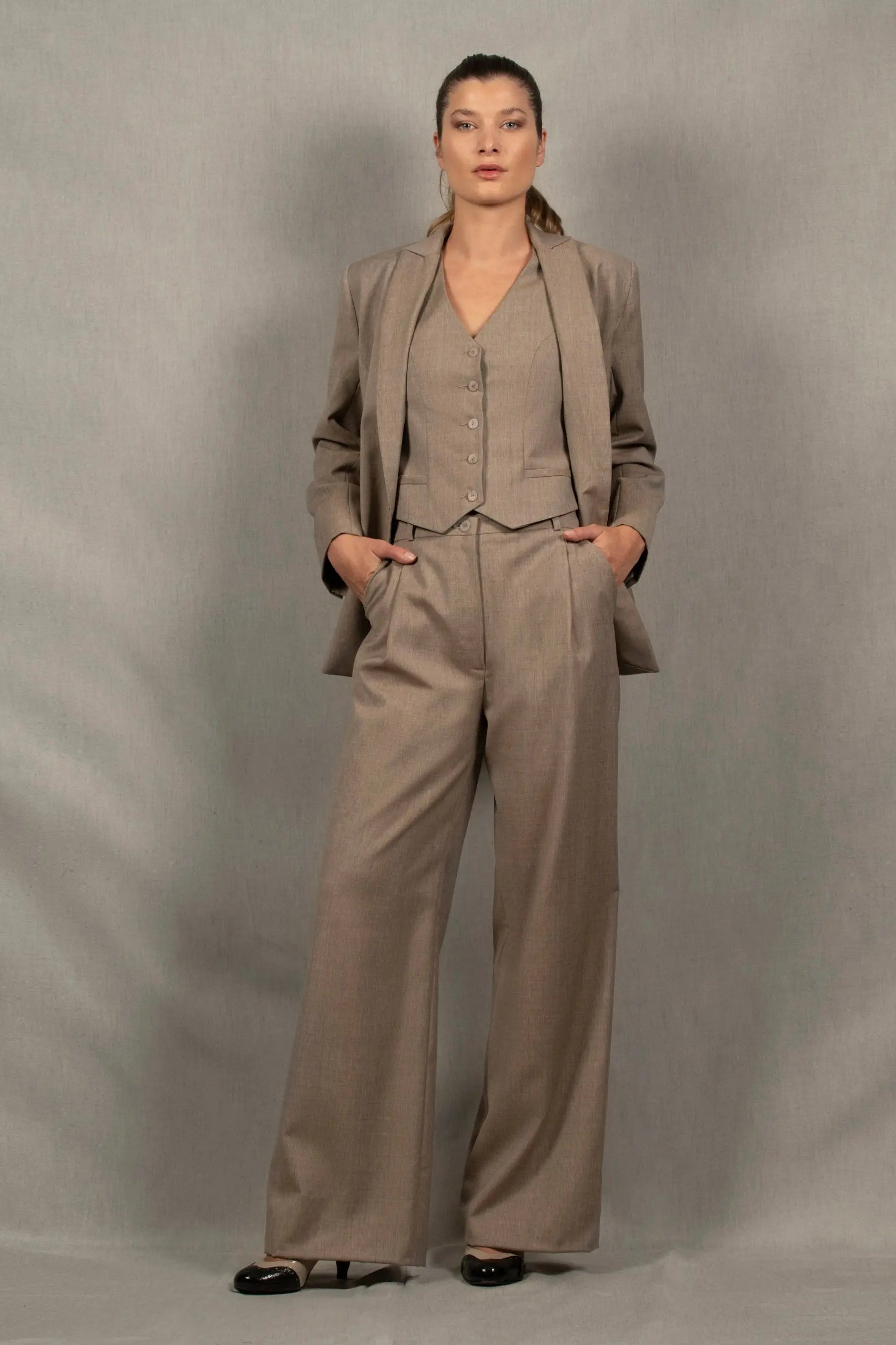 Tailleur Femme Veste Pantalon Laine Grège - Illusion - My tailor is Joh