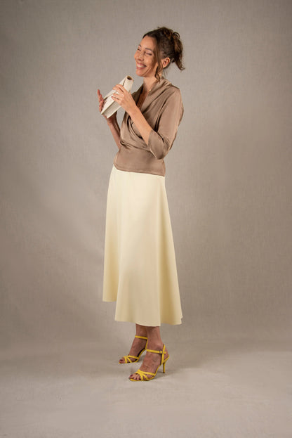 Jupe Longue Fluide Jaune Beurre – Palace My tailor is Joh