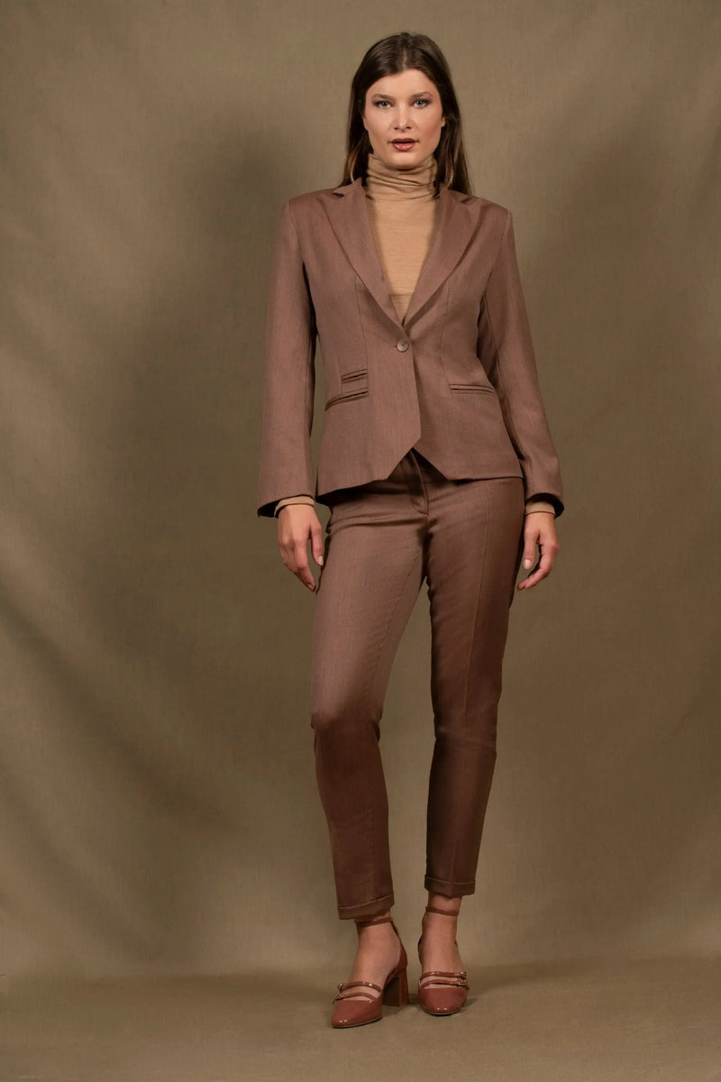 Tailleur Femme Veste Cintrée Pantalon fitté Laine Tomette – Conception My tailor is Joh