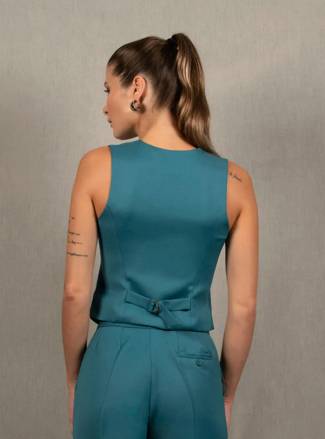 Gilet Costume Femme Bleu Pétrole – Conception - My tailor is Joh