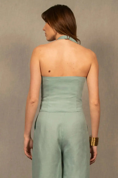 Gilet Tailleur Dos-Nu en Lin Bleu Céladon – Illusion - My tailor is Joh