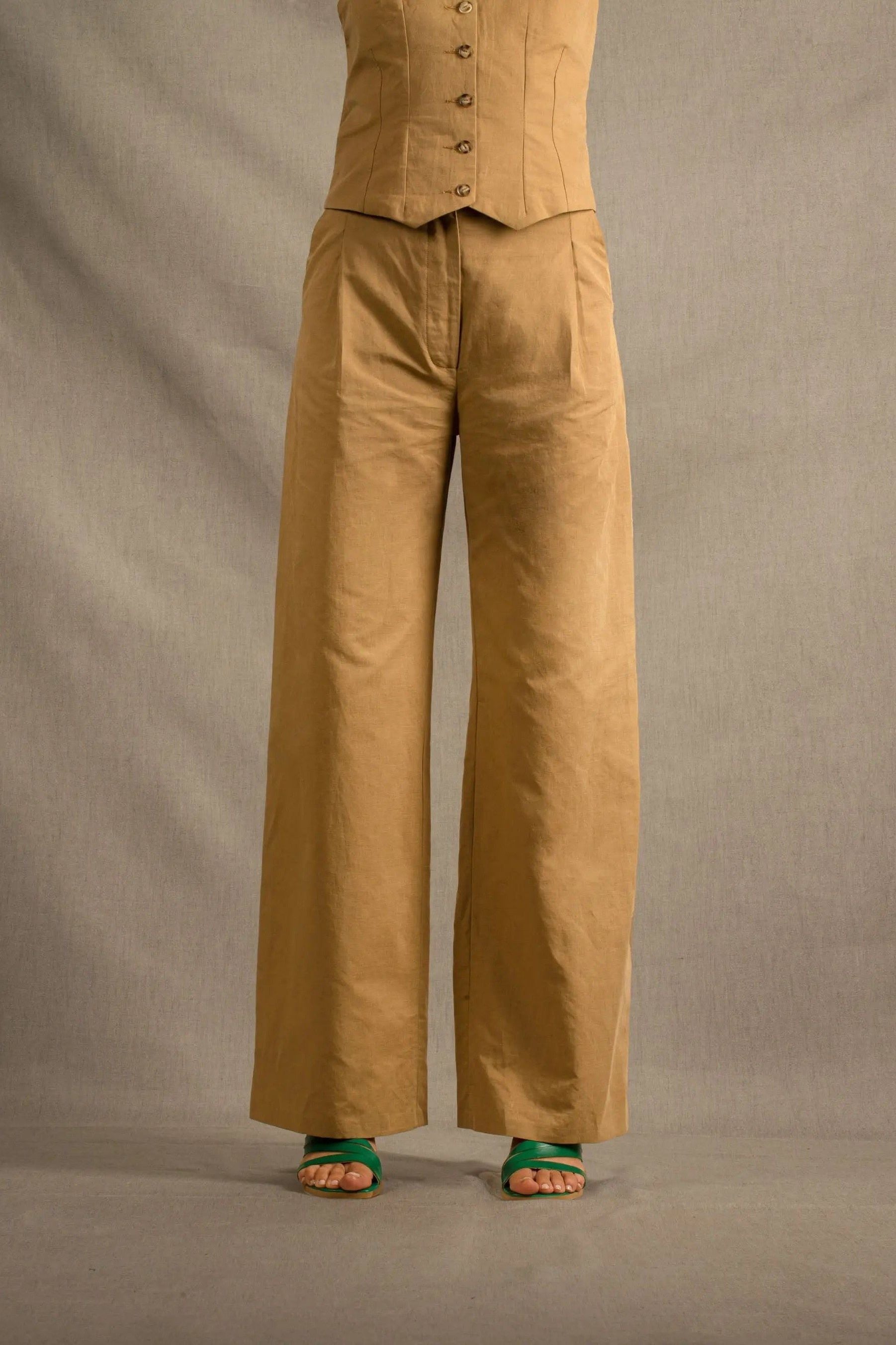 Pantalon Tailleur Femme Large Coton et Lin Sable – Illusion - My tailor is Joh