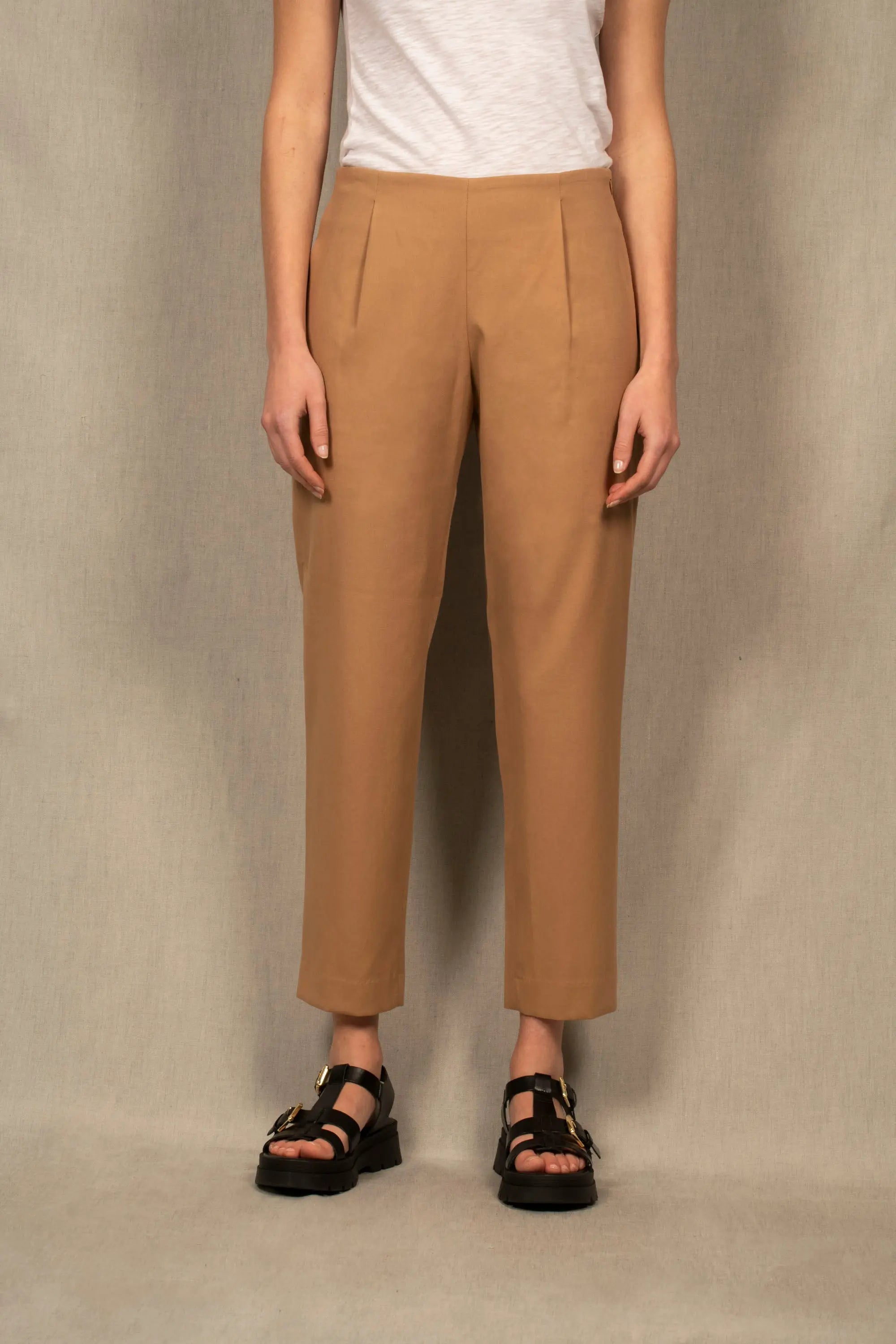 Pantalon Femme 7/8ème en Coton Camel – Espoir - My tailor is Joh