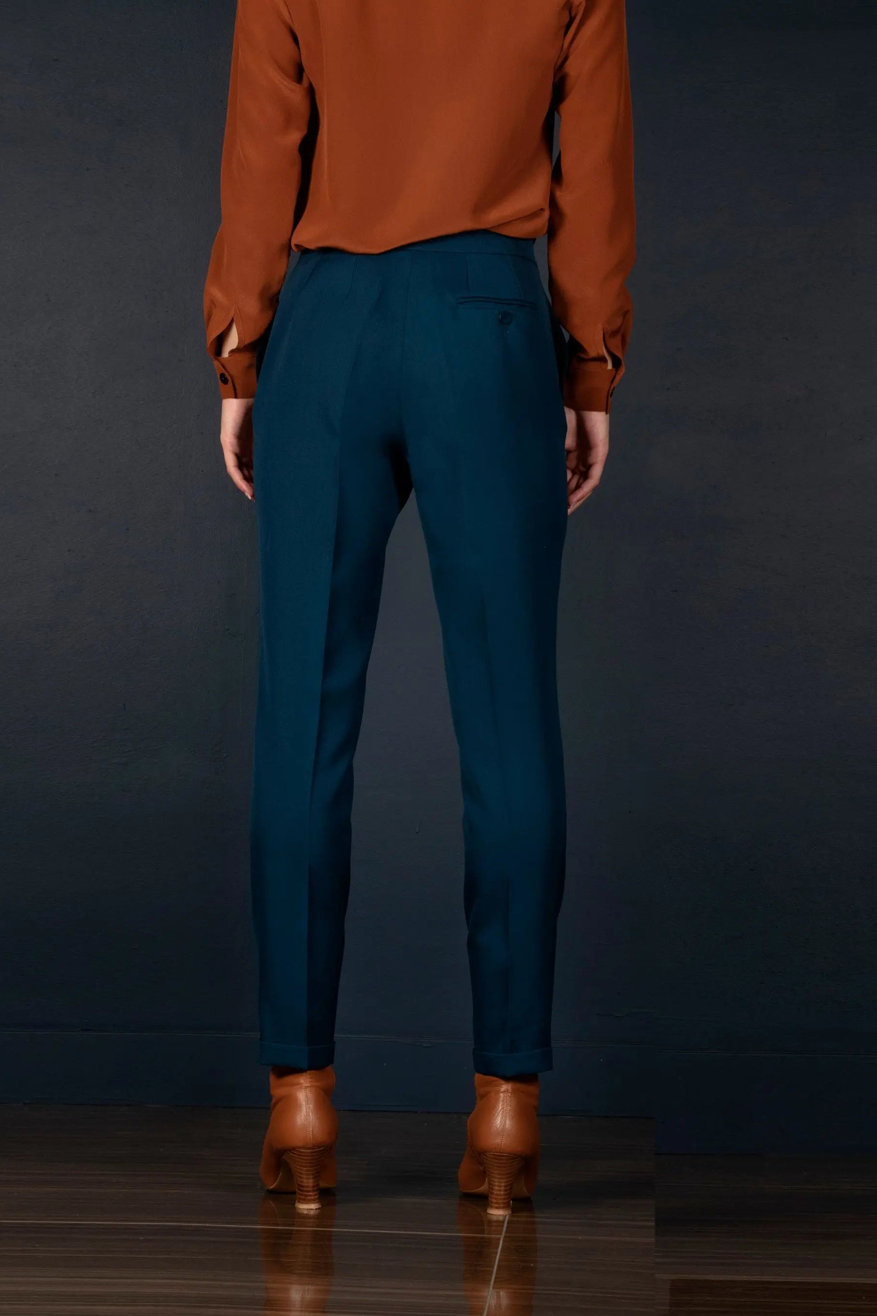 Pantalon Tailleur Femme Fiité Laine Bleu Pétrole - Conception - My tailor is Joh