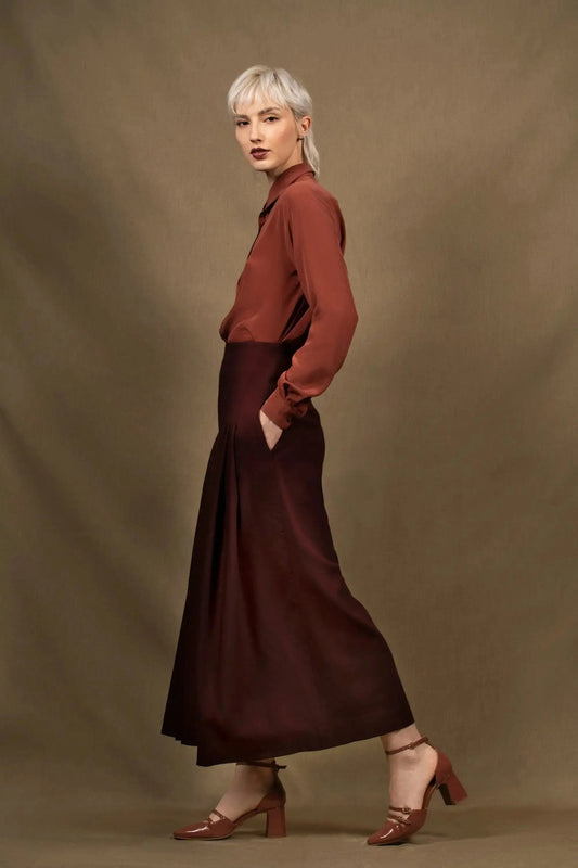 pantalon femme large avec 3 plis sur le devant en laine bordeaux taille haute

