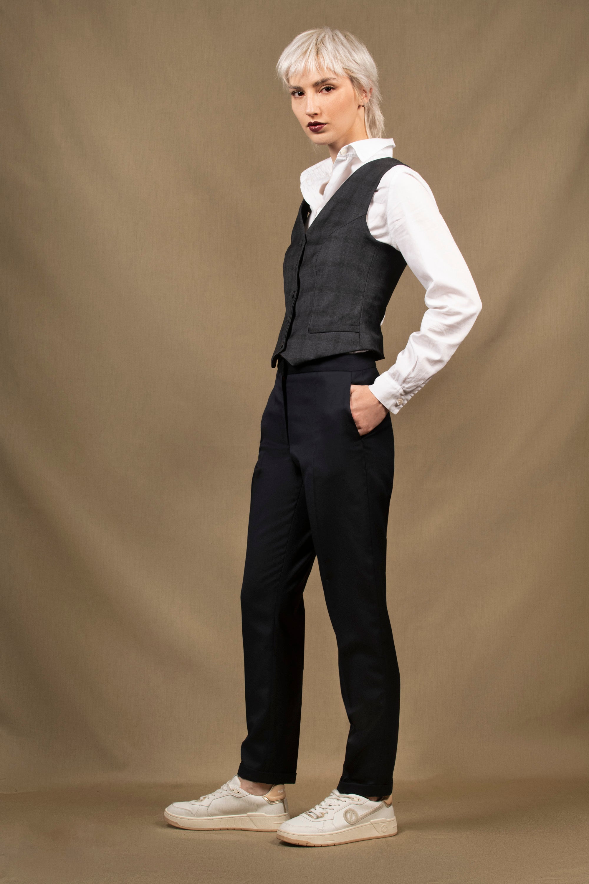 Pantalon Femme Laine Bleu Marine Conception - My Tailor Is Joh 