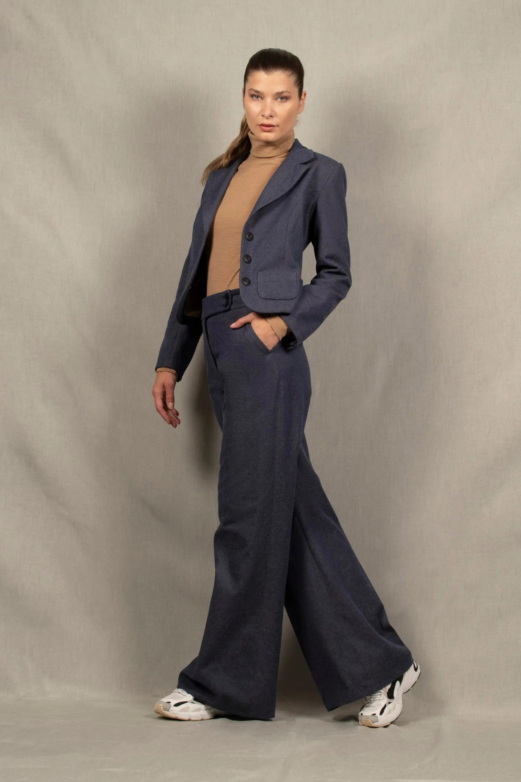 Tailleur Pantalon Femme Jean Bleu - Certitude - My tailor is Joh