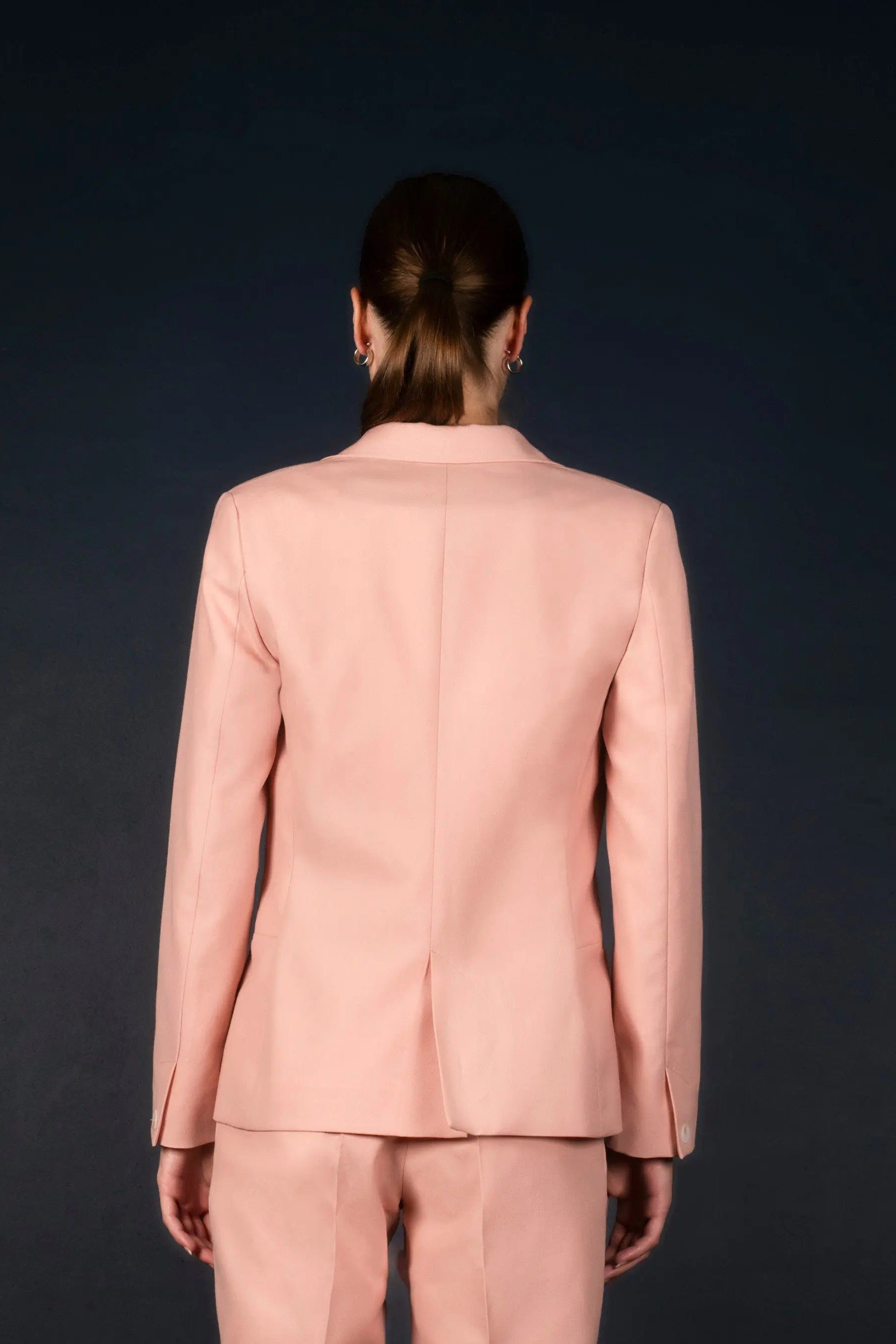 Tailleur Veste Pantalon Fitté en Rose Ballerine - Conception - My tailor is Joh