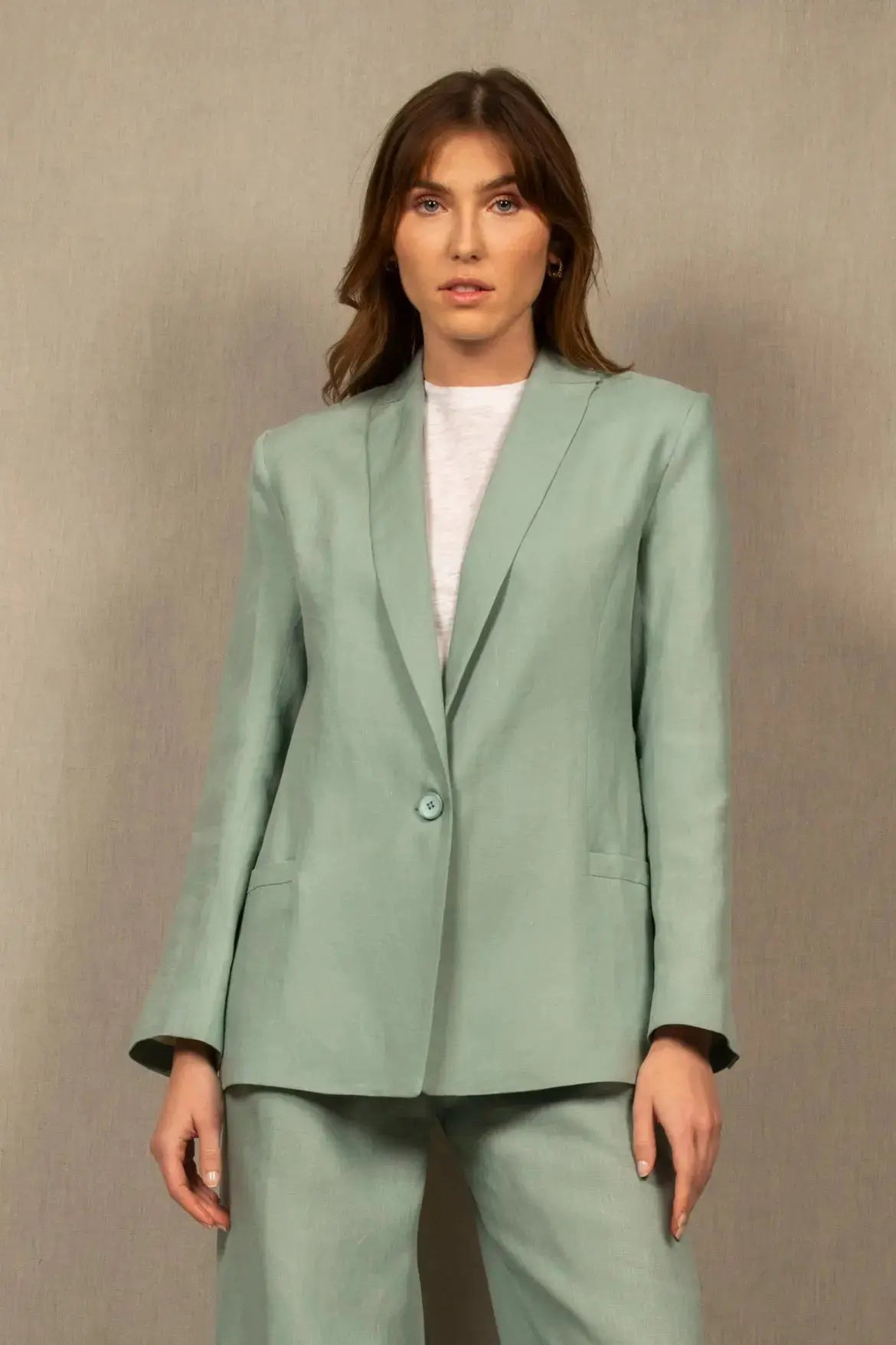 Veste Tailleur Femme en Lin Bleu Céladon – Illusion - My tailor is Joh