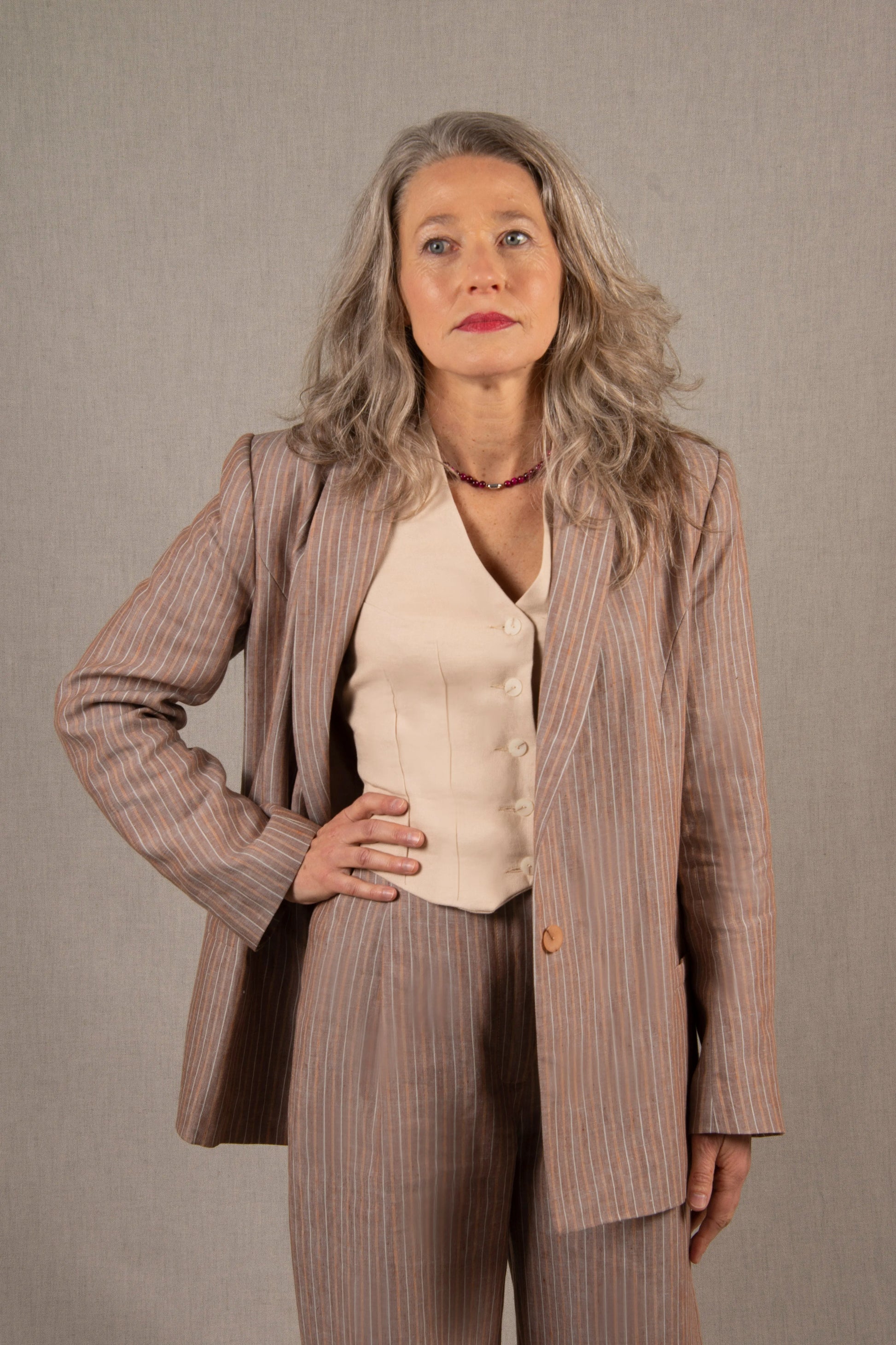 Veste Tailleur Femme en Lin Marron Rayé – Illusion My tailor is Joh