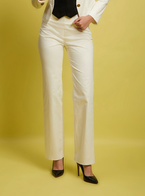 Le Pantalon tailleur droit coton blanc Sœur - My Tailor Is Joh, la nouvelle marque de prêt à porter féminin, tailleurs, vestes, pantalons, robes, jupes, hauts, chaussures pour habiller les femmes.